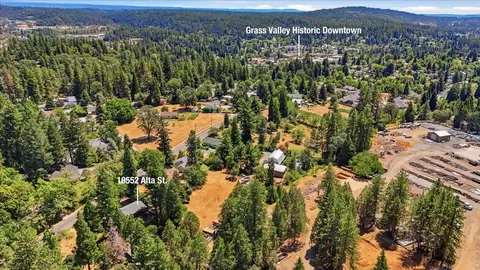 View/Area - 10552 Alta St, Grass Valley, CA 95945 photo 7 of 8