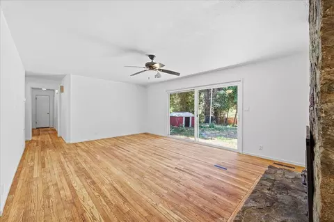 Living - 10552 Alta St, Grass Valley, CA 95945 photo 2 of 5