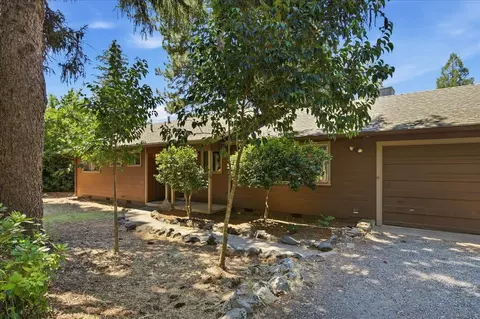 Exterior - 10552 Alta St, Grass Valley, CA 95945 photo 2 of 16