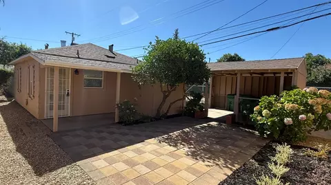 Exterior - 514 Forrest Ave, Lodi, CA 95240 photo 2 of 3