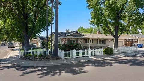 Exterior - 1013 Landee Way, Modesto, CA 95355 photo 2 of 19