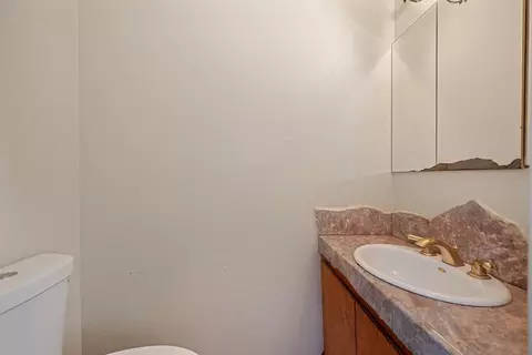 Bath - 3205 Panama Ave, Carmichael, CA 95608 photo 1 of 2