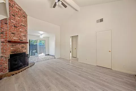 Living - 3205 Panama Ave, Carmichael, CA 95608 photo 2 of 4