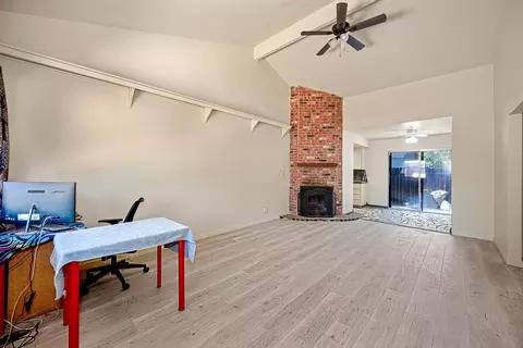 Living - 3205 Panama Ave, Carmichael, CA 95608 photo 3 of 4