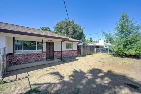 Exterior - 3205 Panama Ave, Carmichael, CA 95608 photo 2 of 8