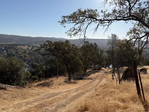 5077 Pueblo Trl, Copperopolis, CA 95228 photo 8