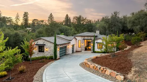 2078 Long View Dr, Meadow Vista, CA 95722