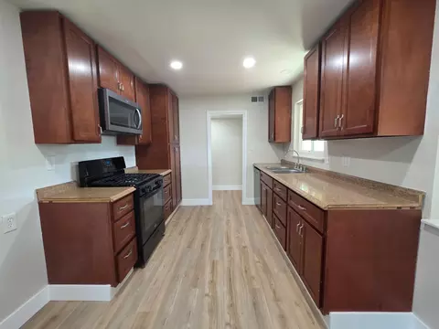 10237 Coloma Rd, Rancho Cordova, CA 95670