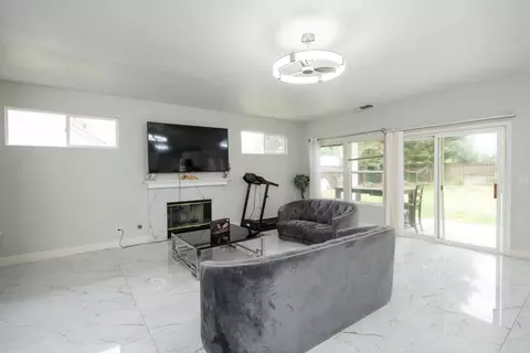 Living - 3200 Brookstone Dr, Turlock, CA 95382 photo 3 of 3