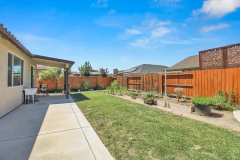 Exterior - 2233 Toby Ct, Modesto, CA 95355 photo 11 of 11