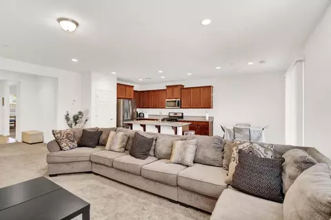 Entry Way - 2233 Toby Ct, Modesto, CA 95355 photo 1 of 6