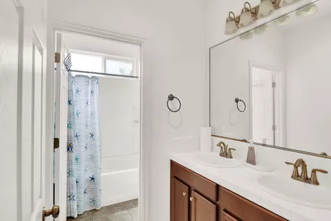 Bath - 2233 Toby Ct, Modesto, CA 95355 photo 1 of 1