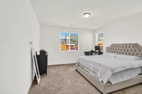Bedroom - 2233 Toby Ct, Modesto, CA 95355 photo 6 of 9