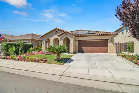 Exterior - 2233 Toby Ct, Modesto, CA 95355 photo 6 of 11