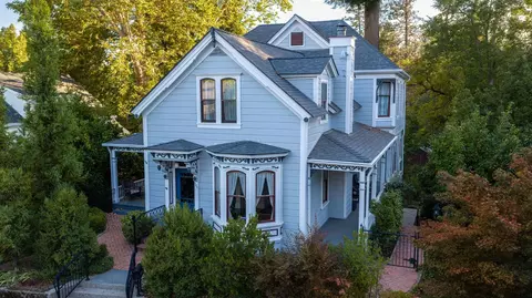523 W Broad St, Nevada City, CA 95959