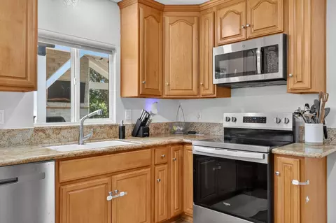 Kitchen - 3609 Eagle View Dr, Cameron Park, CA 95682 photo 3 of 5