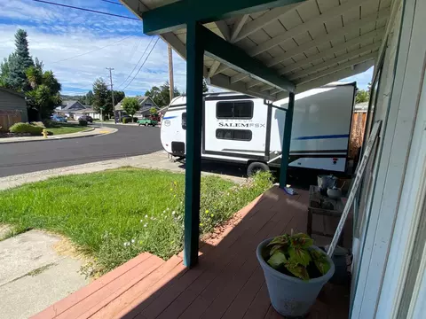Exterior - 11686 Regio Dr, Dublin, CA 94568 photo 8 of 9