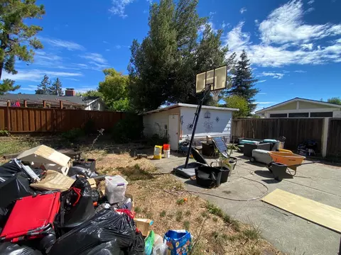 Exterior - 11686 Regio Dr, Dublin, CA 94568 photo 4 of 9