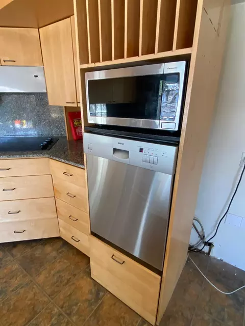 Kitchen - 11686 Regio Dr, Dublin, CA 94568 photo 5 of 6