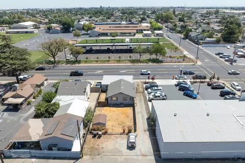 View/Area - 3513 Atchison St, Riverbank, CA 95367 photo 7 of 9