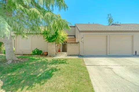 Exterior - 4132 Cowell Blvd, Davis, CA 95618 photo 2 of 6