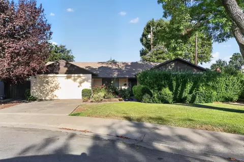 7 Winifred Ct, Woodland, CA 95695