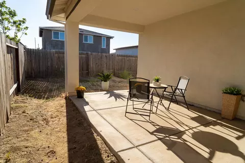 Exterior - 4046 Citation Dr, Olivehurst, CA 95961 photo 2 of 5