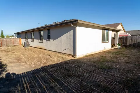 Exterior - 4046 Citation Dr, Olivehurst, CA 95961 photo 5 of 5