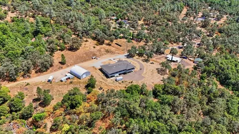 View/Area - 19114 Halcon Crest Ct, Grass Valley, CA 95949 photo 2 of 11
