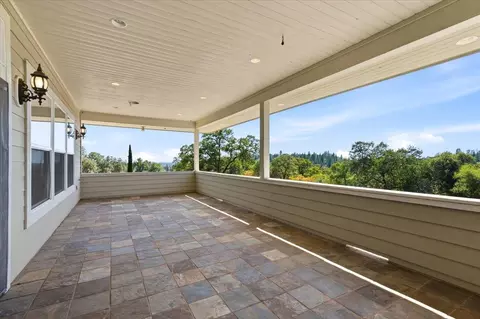 Exterior - 19114 Halcon Crest Ct, Grass Valley, CA 95949 photo 4 of 15