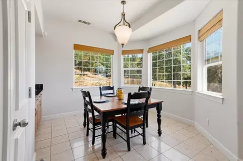Dining - 19114 Halcon Crest Ct, Grass Valley, CA 95949 photo 1 of 7