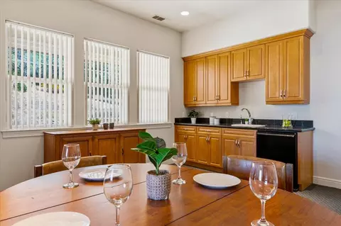 Dining - 19114 Halcon Crest Ct, Grass Valley, CA 95949 photo 7 of 7