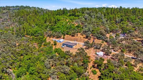 View/Area - 19114 Halcon Crest Ct, Grass Valley, CA 95949 photo 4 of 11