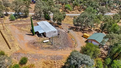 View/Area - 19114 Halcon Crest Ct, Grass Valley, CA 95949 photo 3 of 11