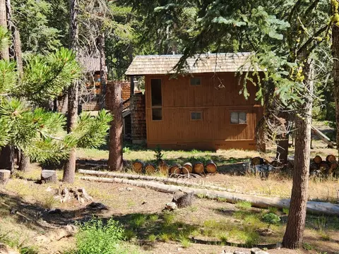 Exterior - 171 Schimke Rd, Bear Valley, CA 95223 photo 2 of 8