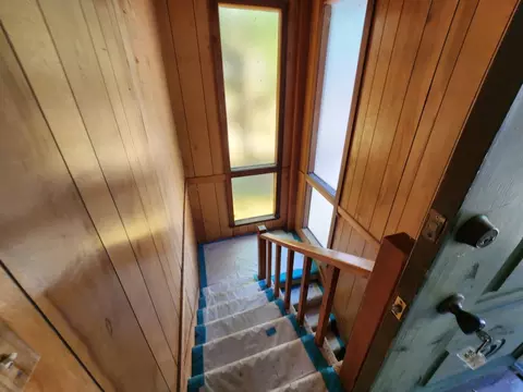 Entry Way - 171 Schimke Rd, Bear Valley, CA 95223 photo 6 of 7
