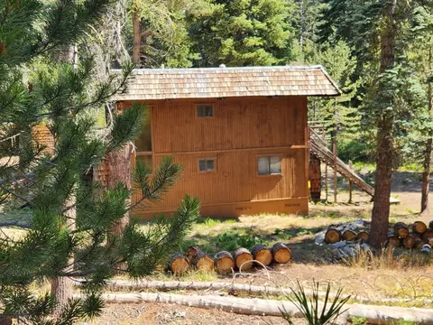 Exterior - 171 Schimke Rd, Bear Valley, CA 95223 photo 3 of 8