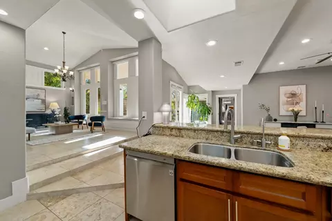 Kitchen - 1561 Elsdon Cir, Carmichael, CA 95608 photo 2 of 4