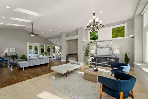 Living - 1561 Elsdon Cir, Carmichael, CA 95608 photo 1 of 4