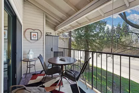 Exterior - 2401 Eilers Ln #904, Lodi, CA 95242 photo 3 of 8