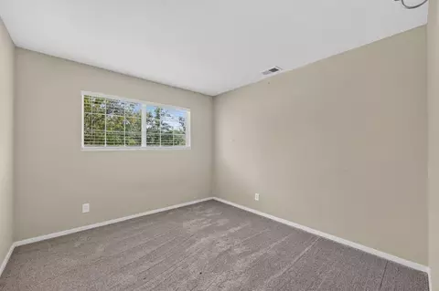 Bedroom - 2236 Cold Springs Rd, Placerville, CA 95667 photo 4 of 7
