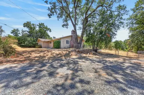 Exterior - 2236 Cold Springs Rd, Placerville, CA 95667 photo 6 of 8