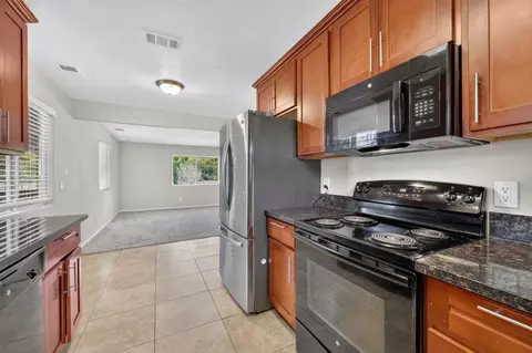Kitchen - 2236 Cold Springs Rd, Placerville, CA 95667 photo 3 of 3