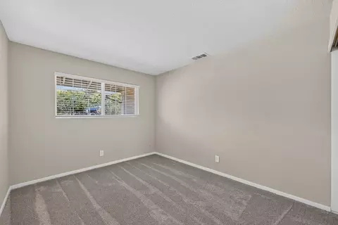 Bedroom - 2236 Cold Springs Rd, Placerville, CA 95667 photo 6 of 7