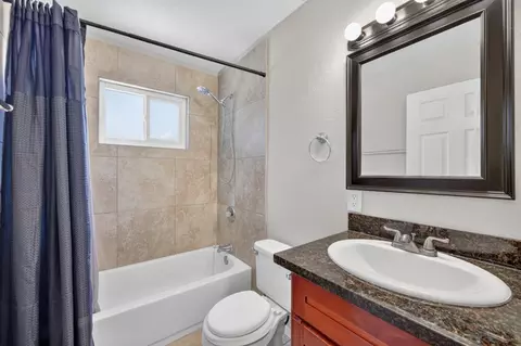 Bath - 2236 Cold Springs Rd, Placerville, CA 95667 photo 2 of 2