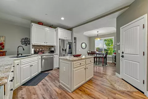 Kitchen - 1320 Silhouette Ct, Merced, CA 95340 photo 7 of 8