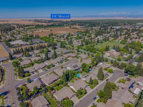 View/Area - 1320 Silhouette Ct, Merced, CA 95340 photo 5 of 10