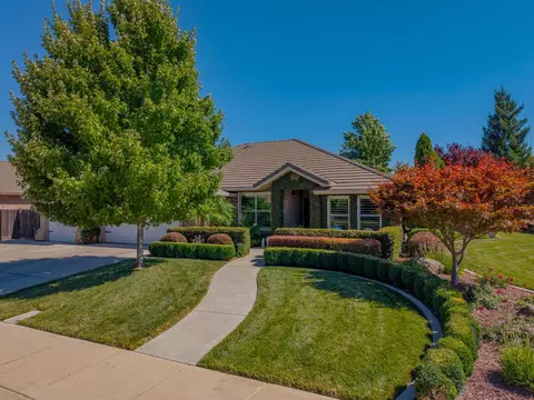 Exterior - 1320 Silhouette Ct, Merced, CA 95340 photo 5 of 12