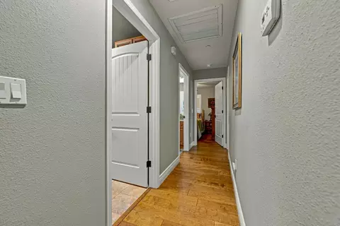 Entry Way - 1320 Silhouette Ct, Merced, CA 95340 photo 6 of 6