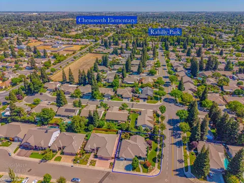 View/Area - 1320 Silhouette Ct, Merced, CA 95340 photo 9 of 10